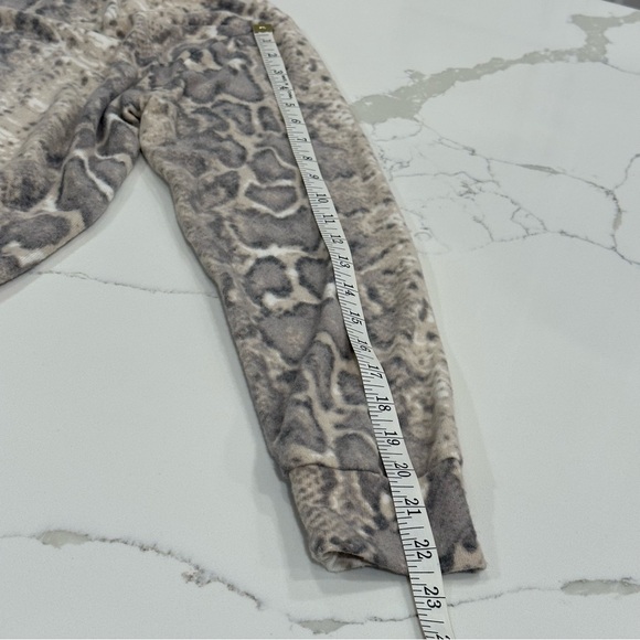 Gaze XS Reptile Snake Neutral Fleece Cozy Casual Long Sleeve Sweatshirt Top - Picture 10 of 11